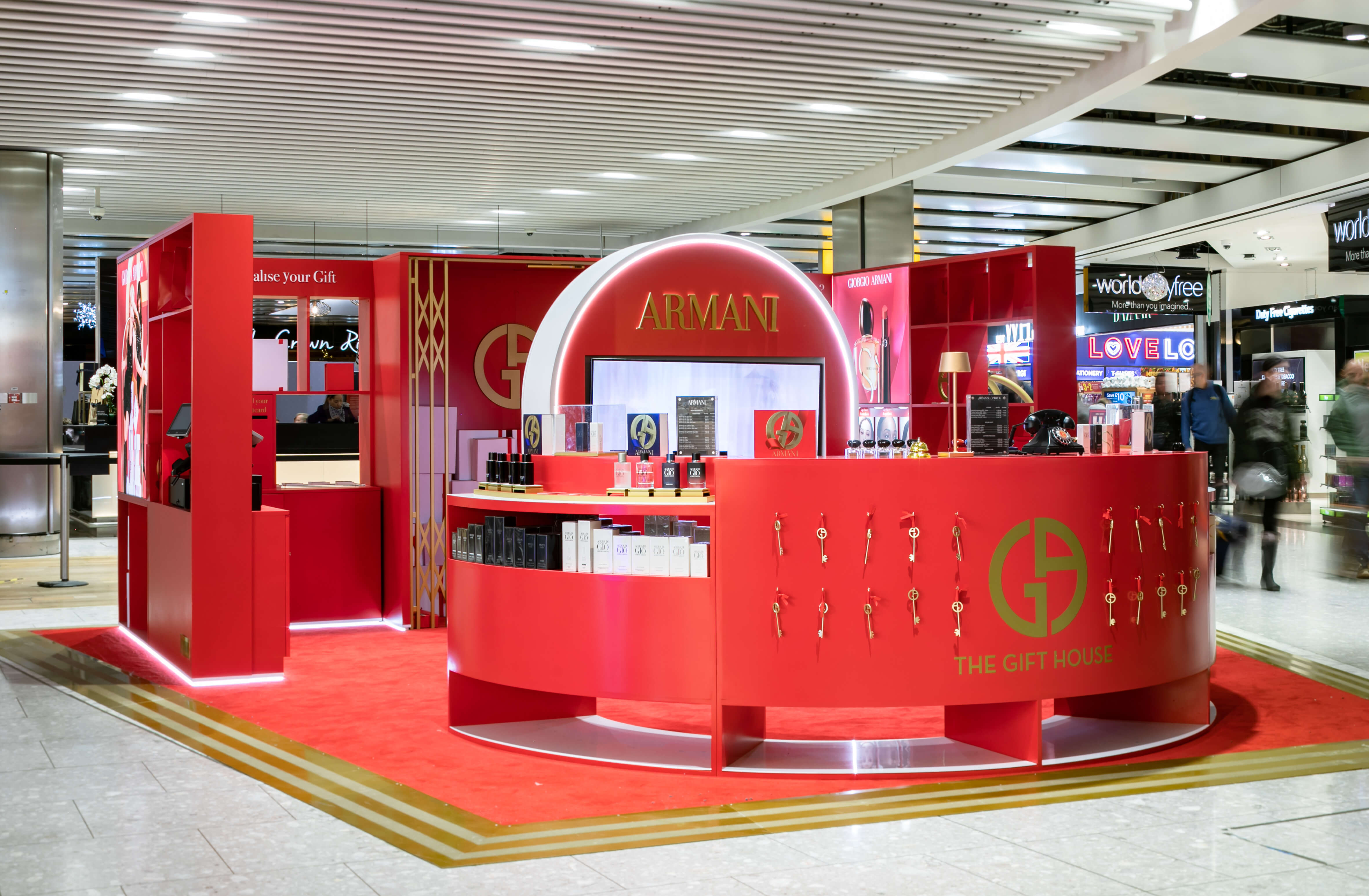 Armani takes retailtainment to the next level with festive Gift